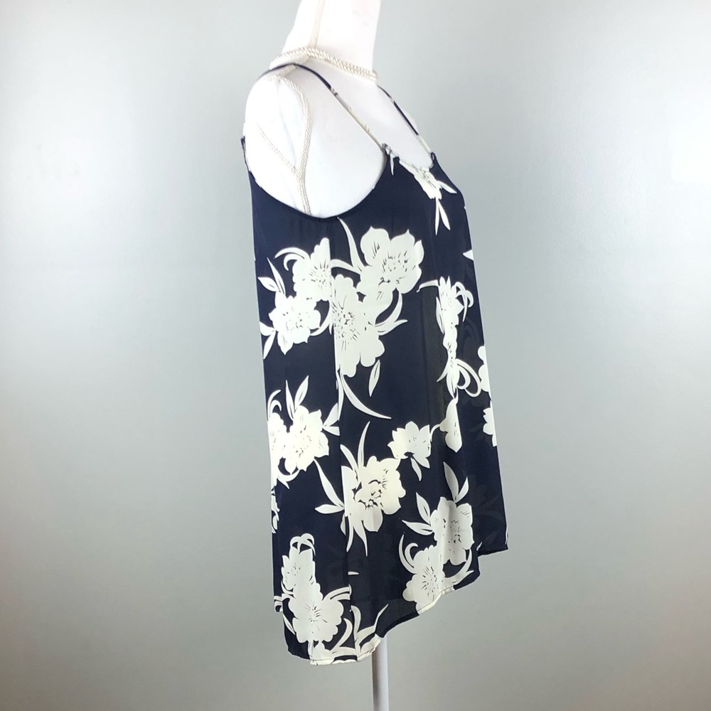 Peach Love Blue White Floral Top Spaghetti Strap - Picture 2 of 8